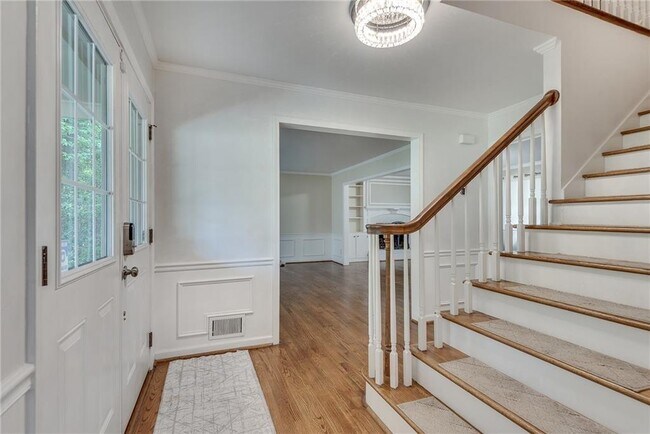 Building Photo - 5699 Bend Creek Rd