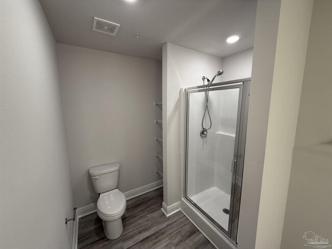 Building Photo - 9052 Golden Eye Dr
