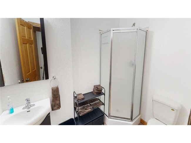 Building Photo - 539 Pacific Ave SW