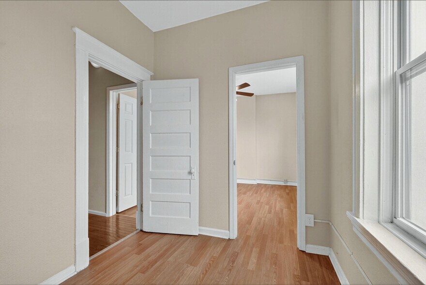 Office - 4372 Gibson Ave