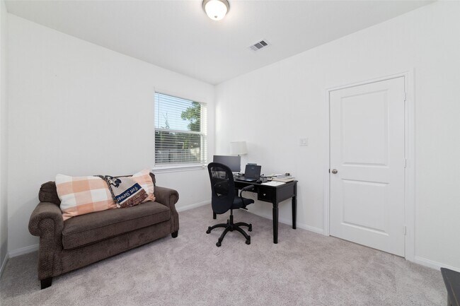 Building Photo - 331 E Coralburst Lp