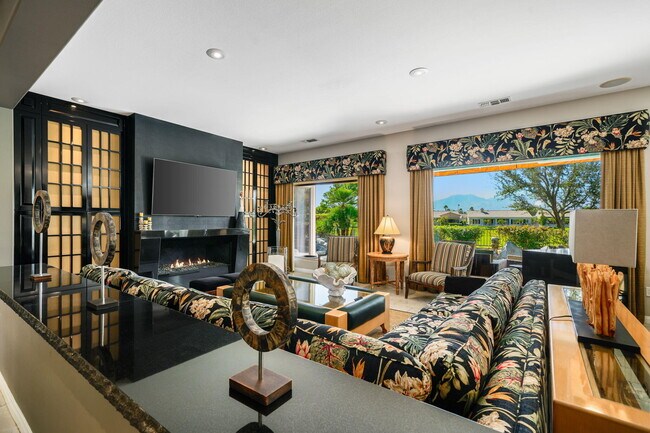 Building Photo - 81347 Camino Sevilla