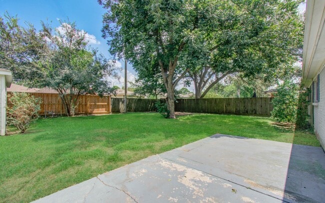 Building Photo - 11403 Braewick Dr