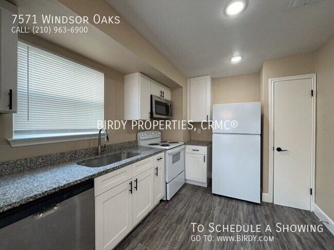 Building Photo - 7571 Windsor Oaks