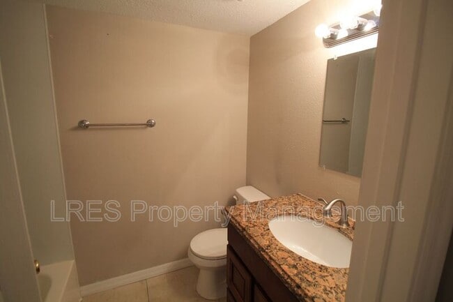 Building Photo - 4723 S Texas Ave