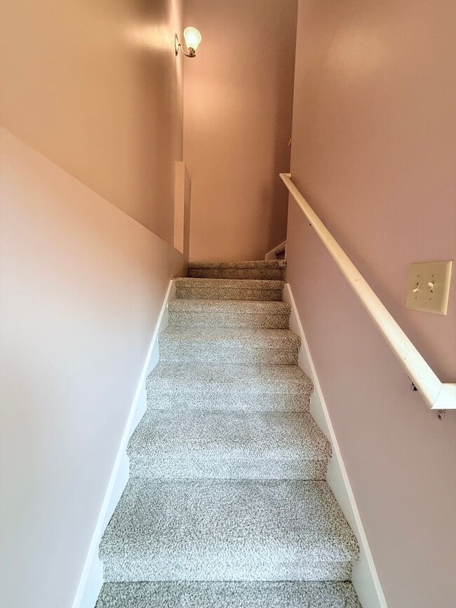 Building Photo - Beautiful Mountain Home near Cleveland