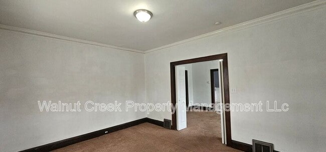 Building Photo - 3319 W 126th St