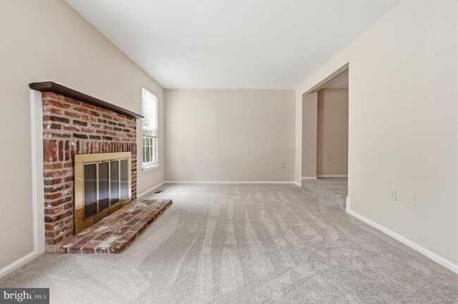 Building Photo - 10065 Chestnut Wood Ln