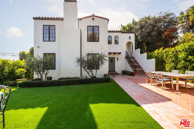 Building Photo - 1009 Carol Dr