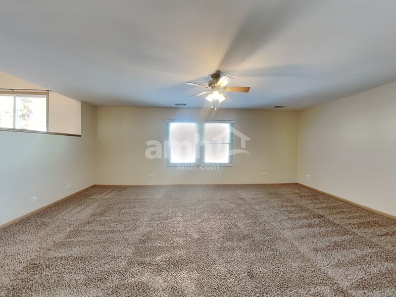 Building Photo - 6511 Benich Ln