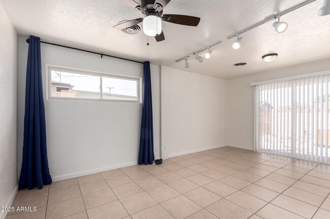 Building Photo - 2217 N 74th St