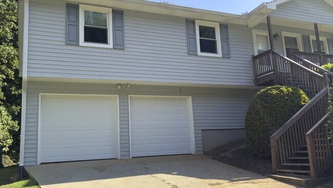 Building Photo - 1187 Lightfoot Dr