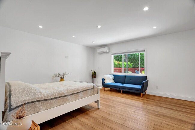 Building Photo - 28789 Eagleton St