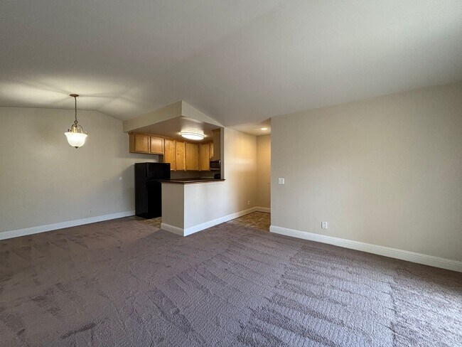 Building Photo - Inviting 1B/1BA Condo in Lemon Grove w/ Balcony, Reserved Parking & Community Pool/Spa!