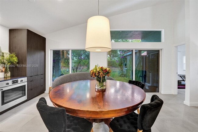 Building Photo - 648 Sand Creek Cir