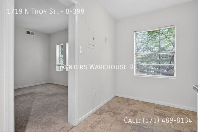 Building Photo - 1719 N Troy St