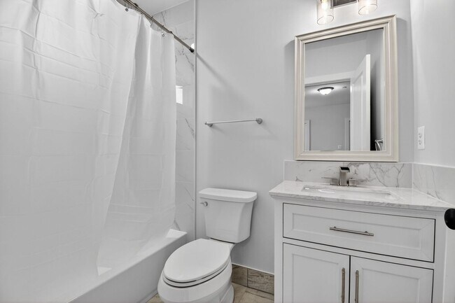 Building Photo - Spacious New Build in Quiet Silver Spring - Available Now