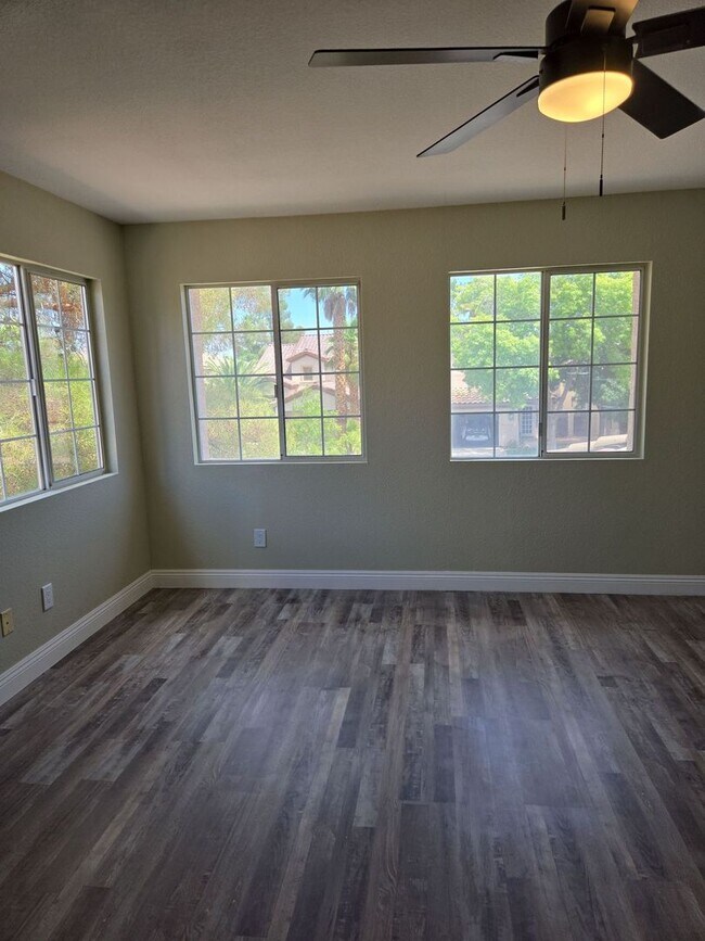 Building Photo - A Fabulous 4 Bedroom Home in Peccole Ranch