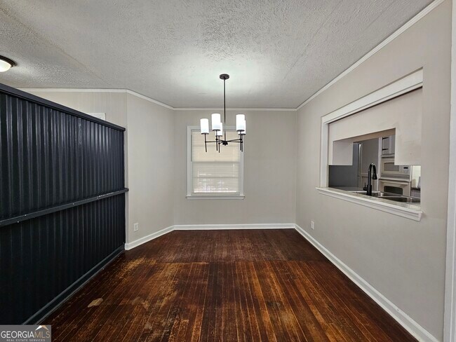 Building Photo - 2654 Plantation Dr