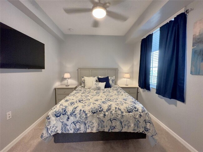 Building Photo - 14091 Heritage Landing Blvd