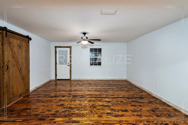 Building Photo - Charming Foley Bungalow with Timeless Character and Plenty of Storage!