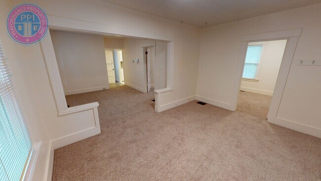 Building Photo - Mt. Tabor Craftsman! Covered Front Porch & Fenced Backyard