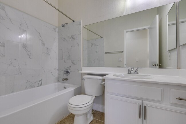 Building Photo - Charming 3-Bedroom Single-Story Home in North Las Vegas!