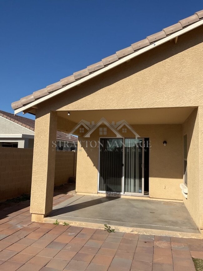 Building Photo - 14027 N 178th Ave