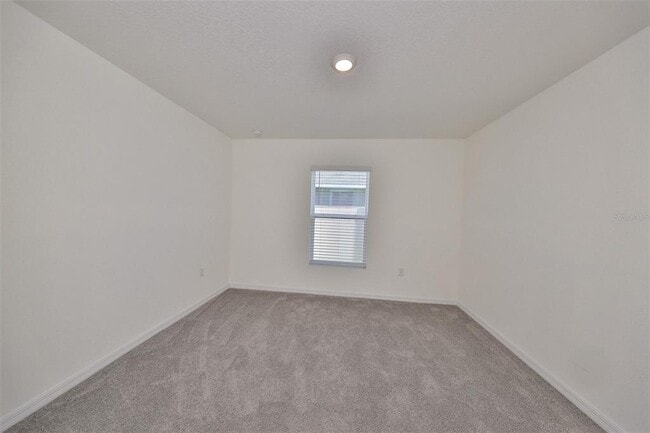 Building Photo - 16782 Carlton Pond St