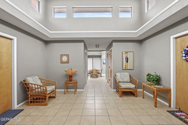 Building Photo - 7465 Stoney Hill Dr