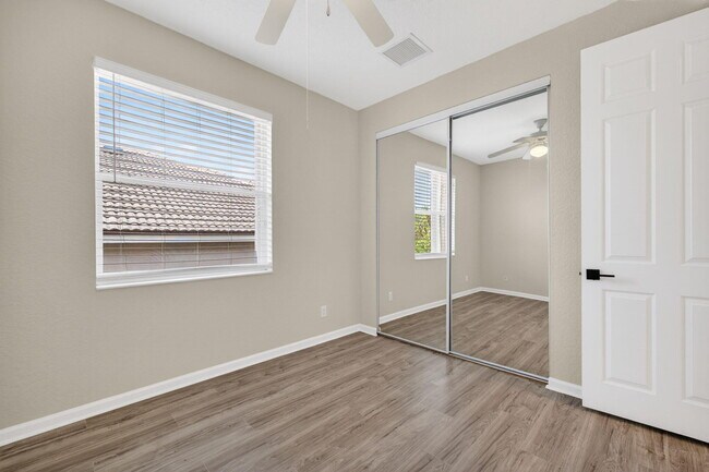 Building Photo - 2237 Newport Isles Blvd