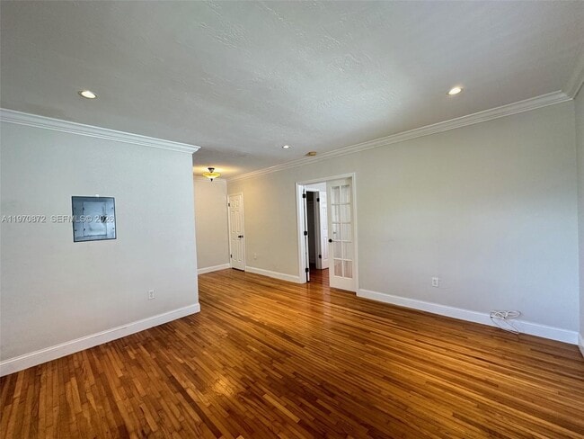 Building Photo - 35 Antilla Ave