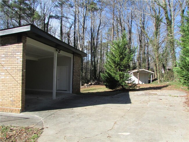 Building Photo - 1041 Mountain Woods Ct SW