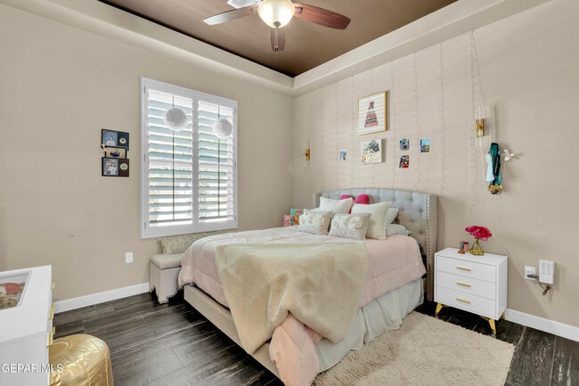 Building Photo - 14812 Long Shadow Ave