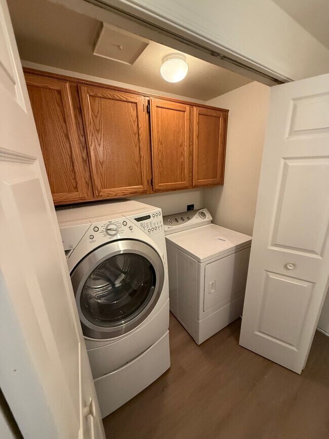 Building Photo - Chandler Home