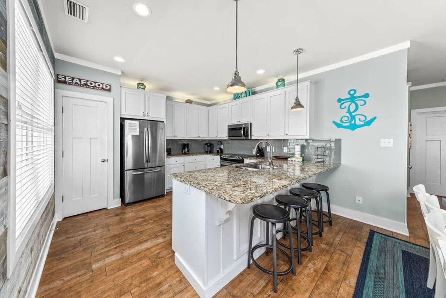 Building Photo - 6052 Sawgrass Cir