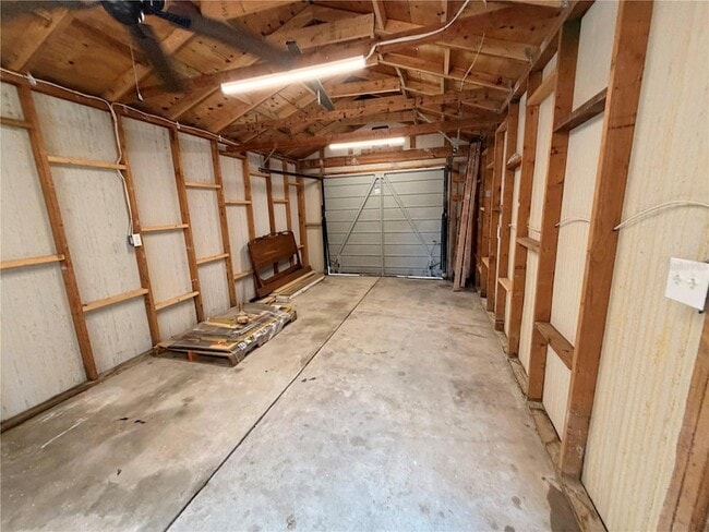 Building Photo - 53706 River Trace Rd