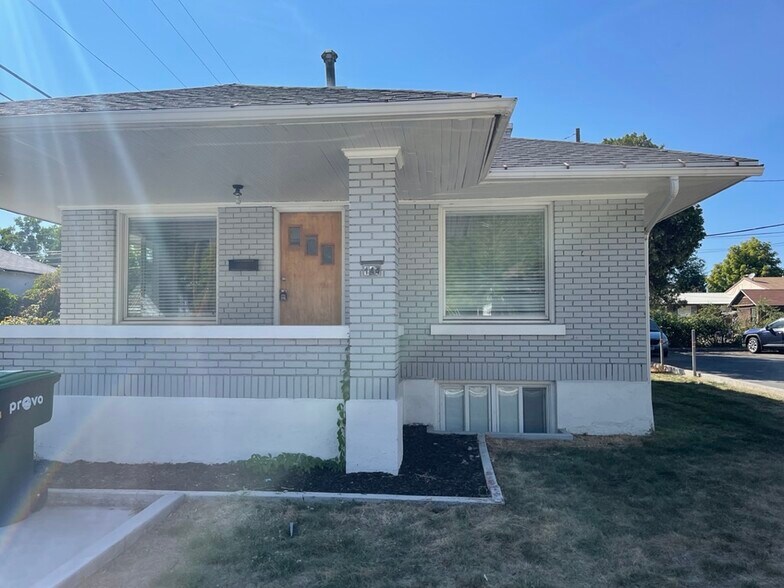 Building Photo - 144 S 500 W