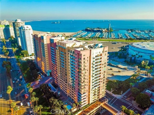 Building Photo - 388 E Ocean Blvd