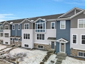 Building Photo - Available now is an almost new, charming 3...