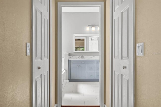 Building Photo - 13285 Early Frost Cir