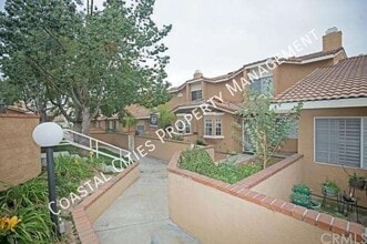 Building Photo - 10020 1/2 Base Line Rd-1