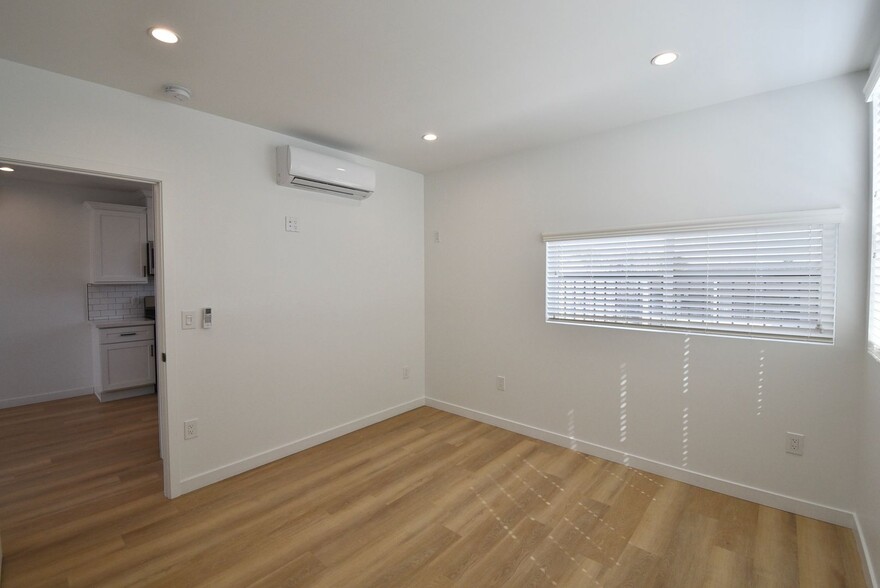 Building Photo - 2683 34th St