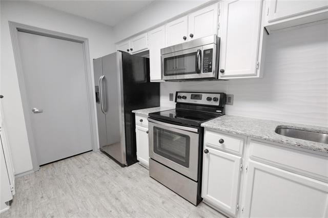 Building Photo - 3636 Dexter Ave