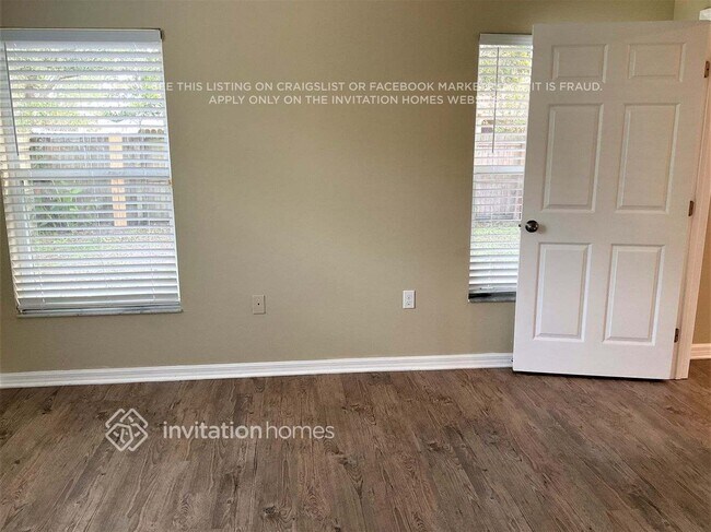 Building Photo - 315 Sabal Springs Ct