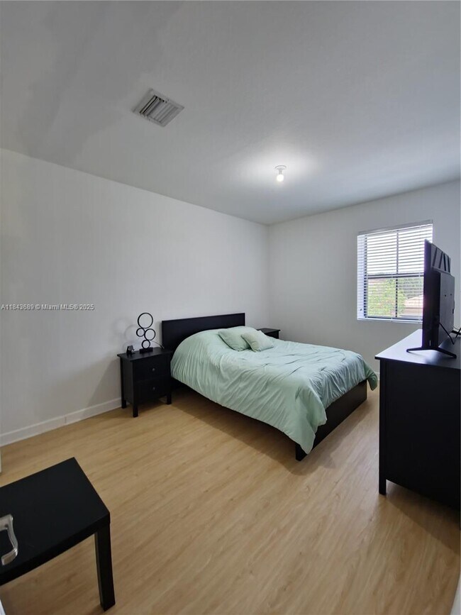 Building Photo - 11510 SW 238th Terrace