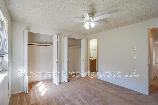 Building Photo - 1709 SE 145th Ct