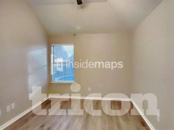 Building Photo - 709 W Park Dr