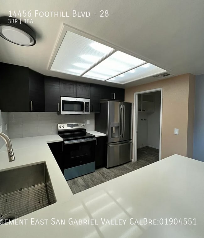 Building Photo - 14456 Foothill Blvd