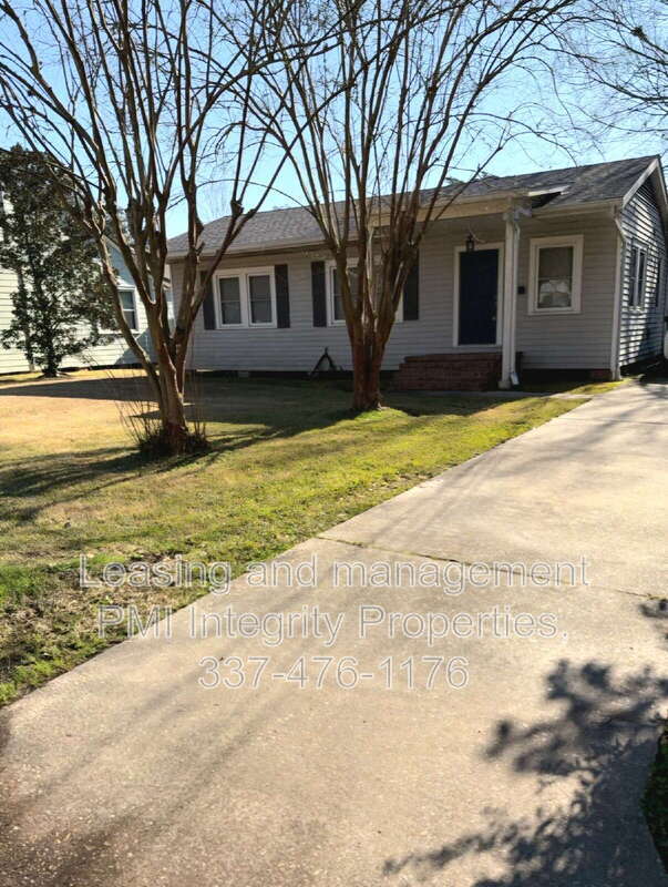 Building Photo - 418 Delgado Dr